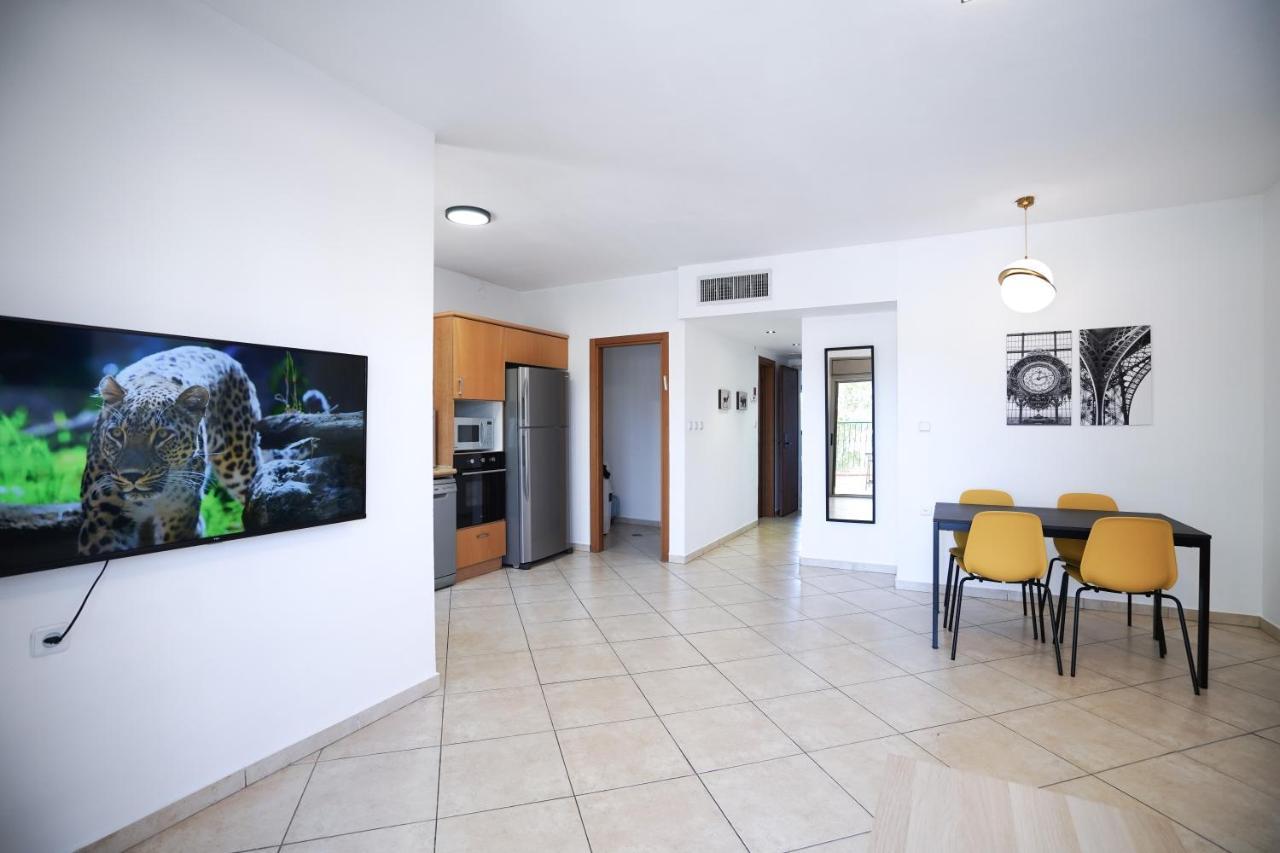 Hoshen 38 By Sun And View * Eilat