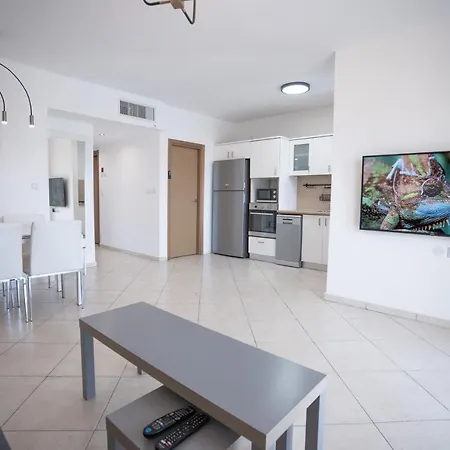 Hoshen 38 By Sun And View Apartment Eilat Exterior photo